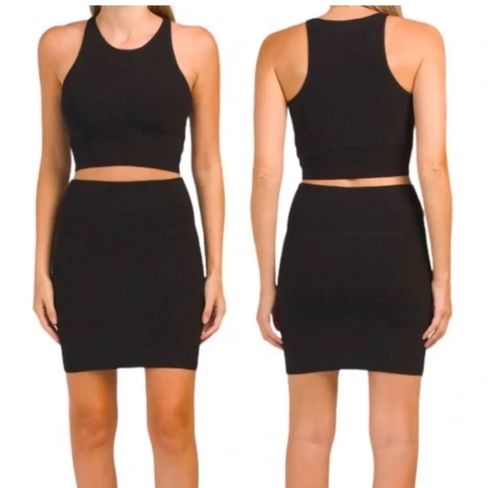 NWT house of Harlow ribbed skirt SET
